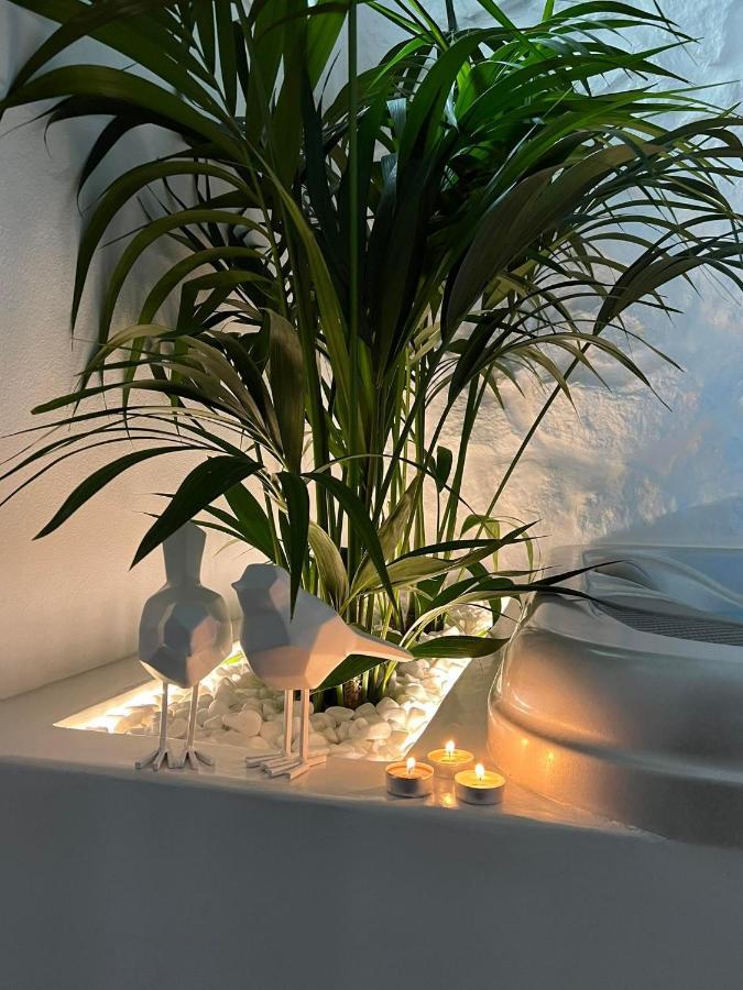 Mythos Luxury Suite Naxos City Exterior foto