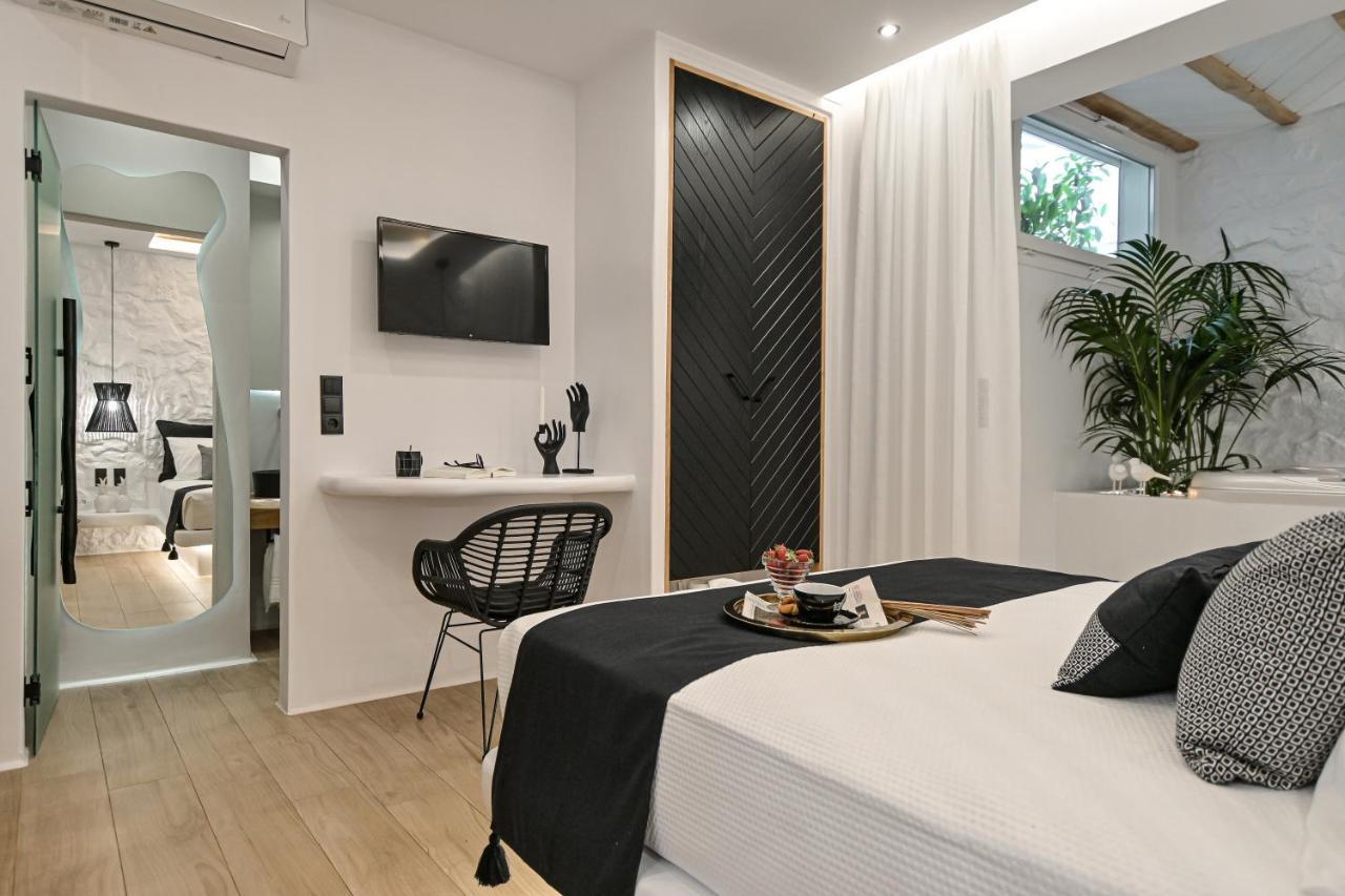 Mythos Luxury Suite Naxos City Exterior foto